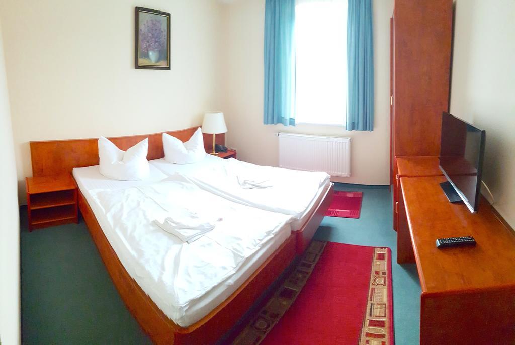 Pension Mesogios Bad Doberan Room photo